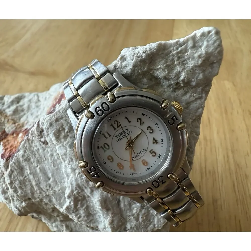 Vintage‎ Timex Indiglo Womens Watch Gold 2 Tone Band, New Battery EUC